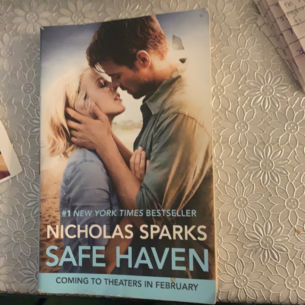 Safe Haven by Nicholas Sparks